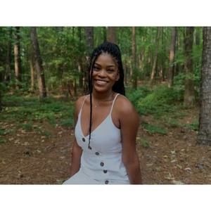 Meet your Posher, Ebony